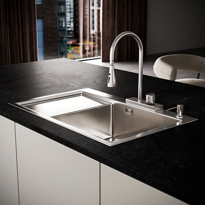 Кухонная мойка правая с дозатором РМС MRK-7851R