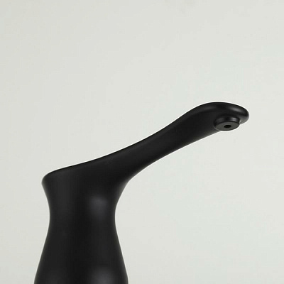 Дозатор латунь черный 300мл Gappo G405-6