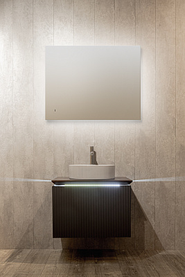 Зеркало 70х90 бесконтактный сенсор Silver Mirrors Daster LED-00002752
