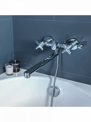 Смеситель для ванны поворотный с длинным изливом с керамическим дивертором Iddis Copter COPSBL2i10WA