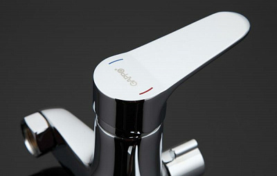 Смеситель для ванны Gappo G2236 35F длинный излив, хром