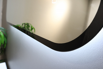 Зеркало 80х55 открытая подсветка, сенсорный выключатель Silver Mirrors Incanto LED-00002598