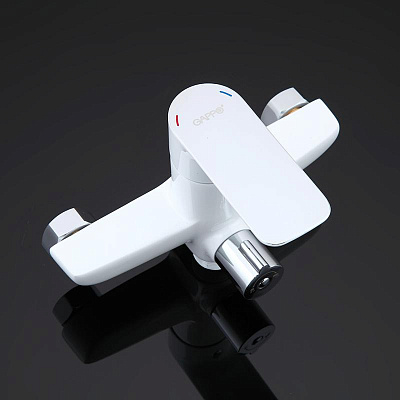 Смеситель для ванны белый длинный излив Gappo G2248