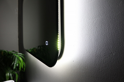 Зеркало 80х55 открытая подсветка, сенсорный выключатель Silver Mirrors Incanto LED-00002598