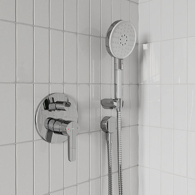 Душевая система с тропическим душем Iddis Sena SENSB02i67
