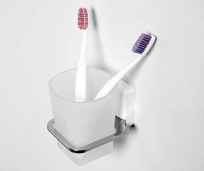 Стакан для зубных щеток стеклянный WasserKRAFT Leine K-5028WHITE