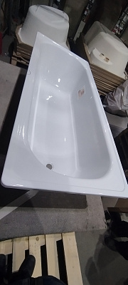 Ванна стальная 170х70 ANTIKA с рантом А-70001 с опорной подставкой (УЦЕНКА)